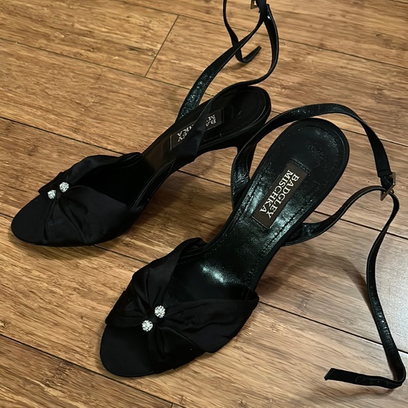 Badgley Mischka satin black heels. Worn once - Picture 1 of 2